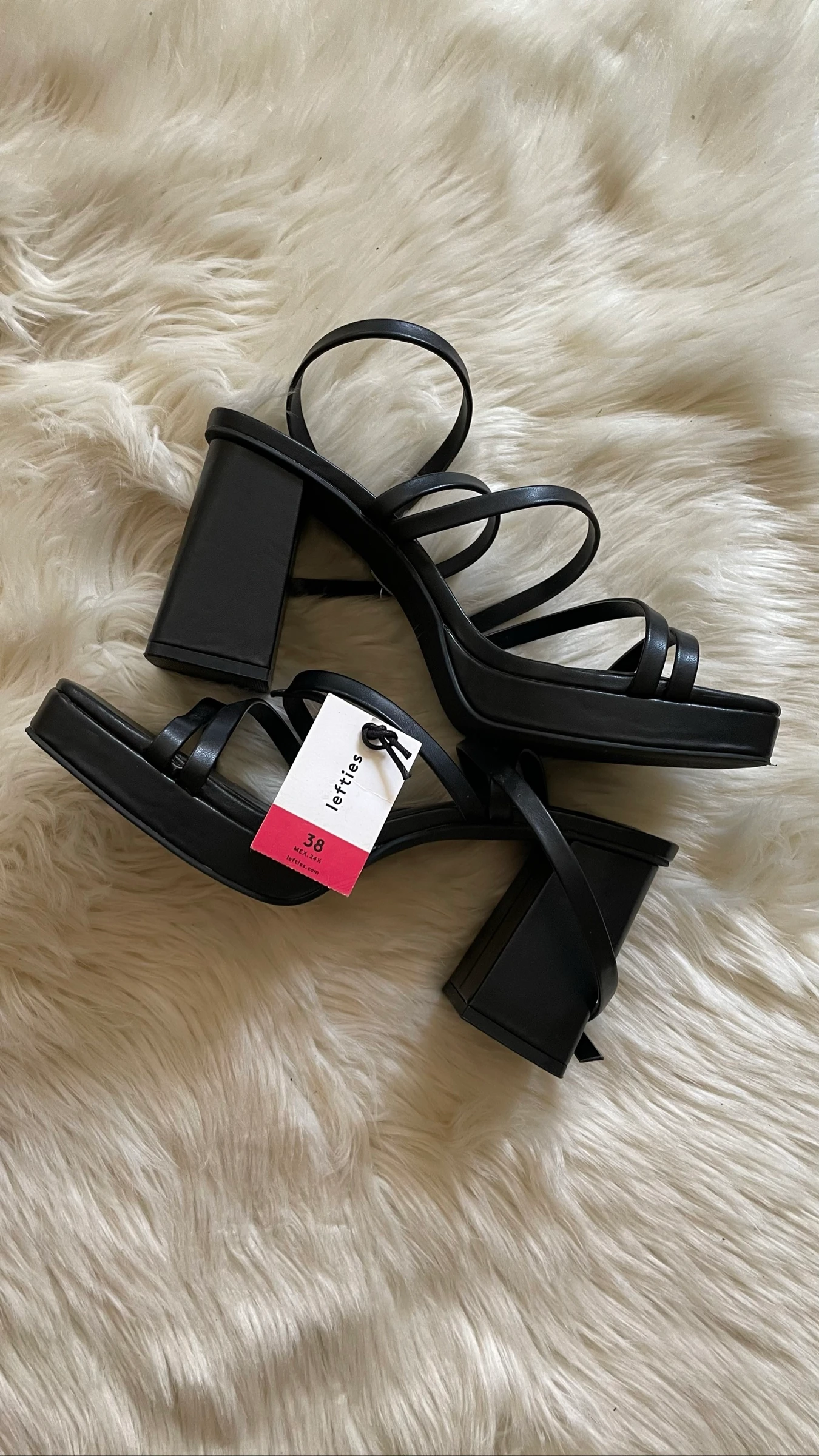 Zwarte sandalen met hoge hak – photo 5